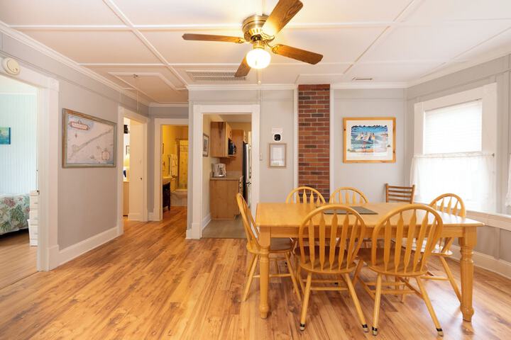 Ocracoke Harbor Inn