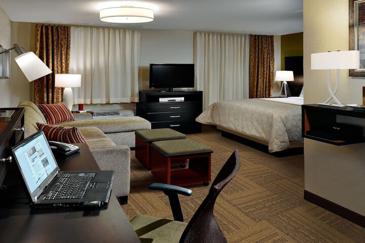 Staybridge Suites Toledo - Rossford - Perrysburg by IHG