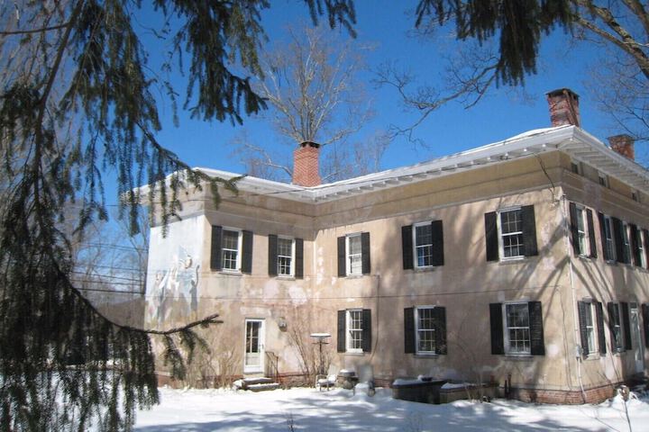 Higganum House B & B