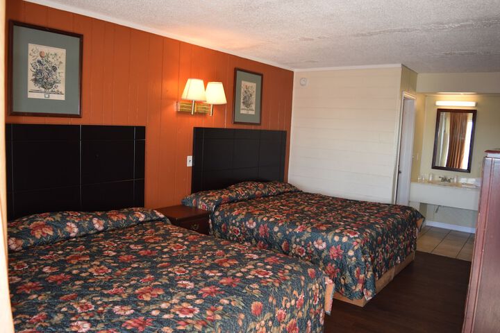 Room 28 of 41