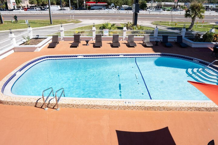 Pool 5 of 26