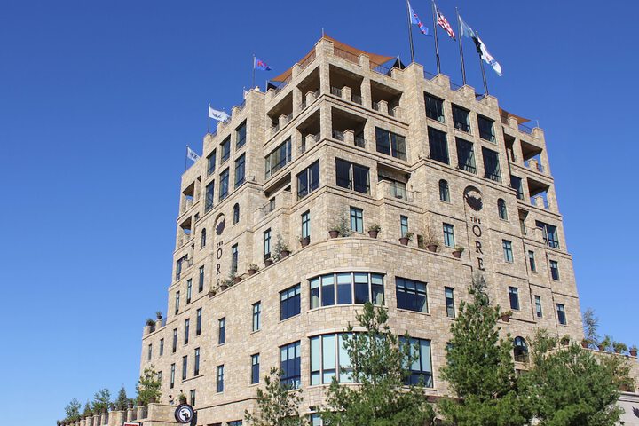 Hotel 6 of 174