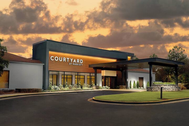 Courtyard by Marriott Atlanta Airport South / Sullivan Road