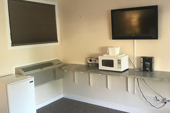 Room 26 of 42