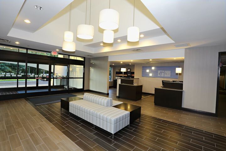 Hotel Interior 7 of 25