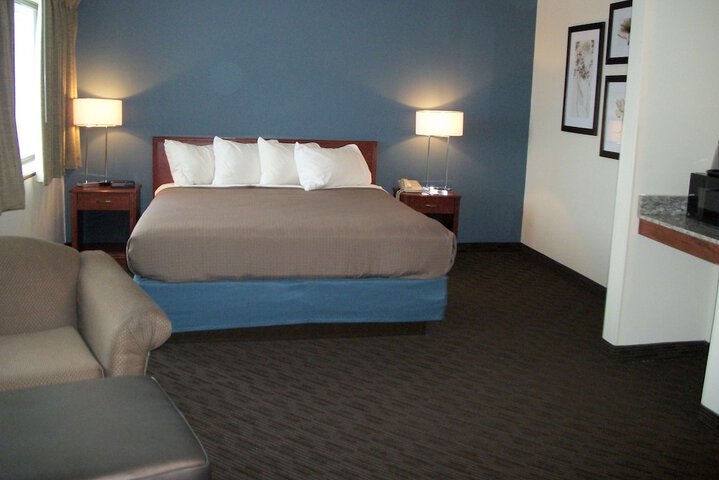 Room 33 of 44