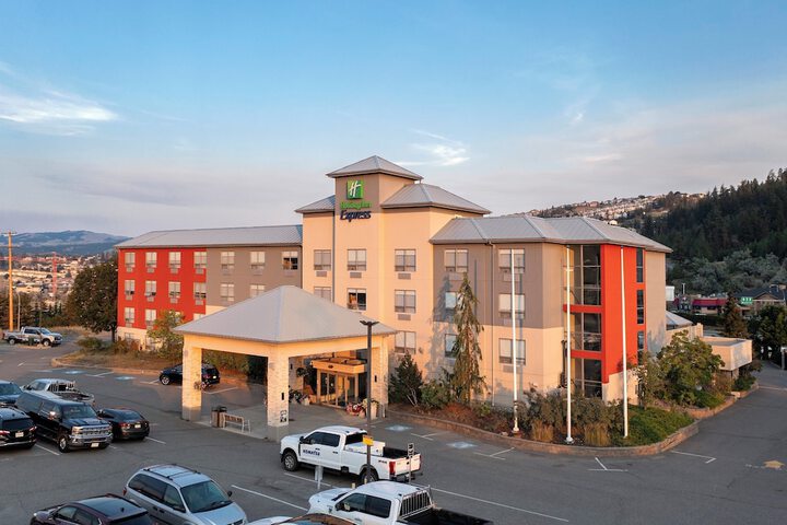 Hotel 4 of 53
