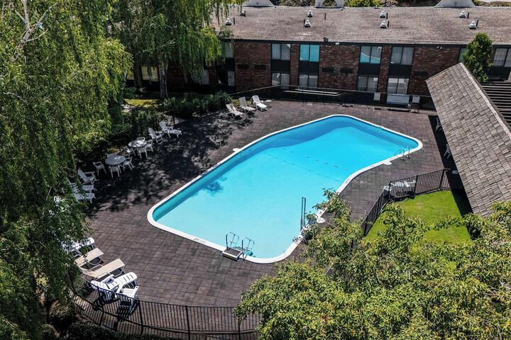 Pool 12 of 113