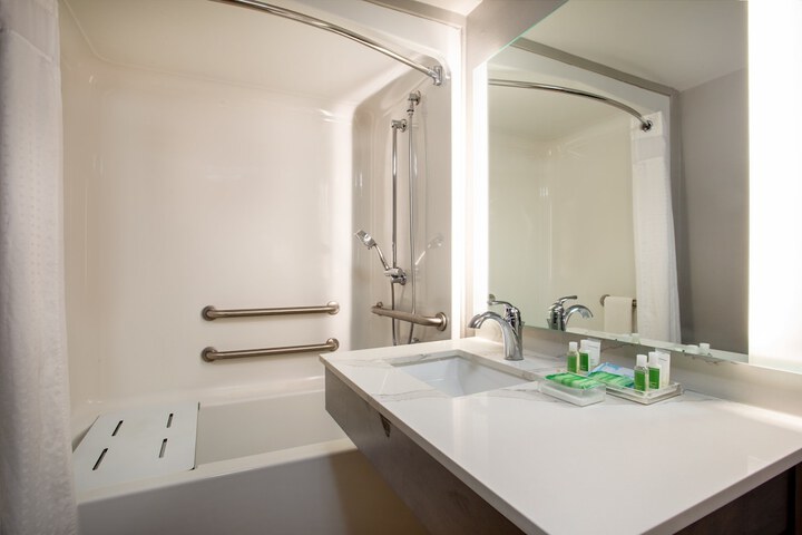 Holiday Inn Conference Center - Valdosta by IHG