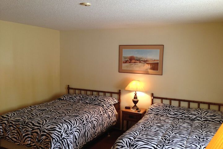 Room 37 of 45