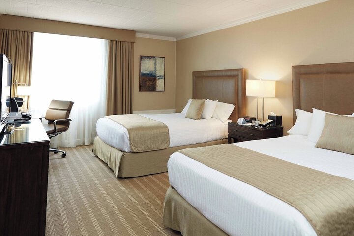 Ethan Allen Hotel