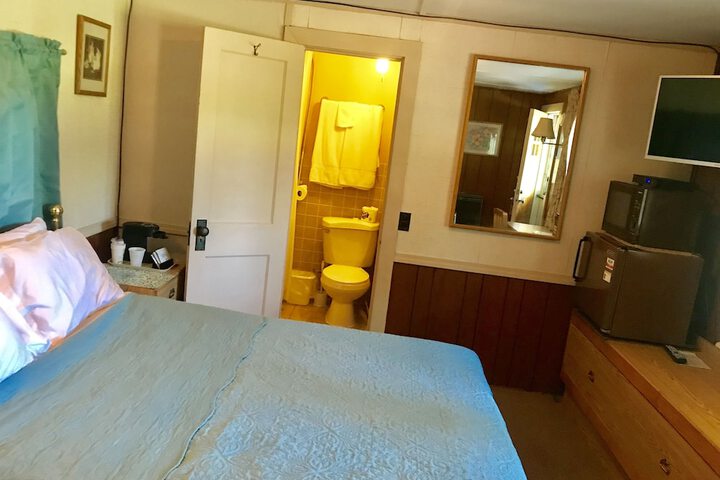 Chamber Lane Motel