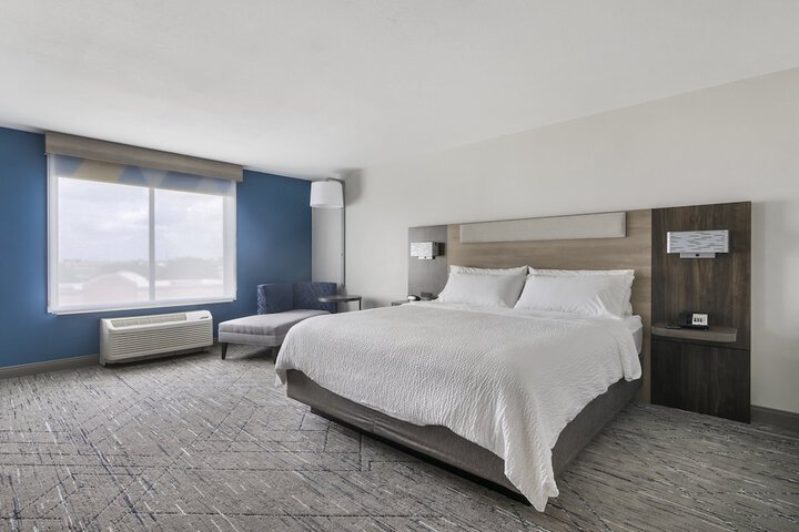 Room 60 of 78