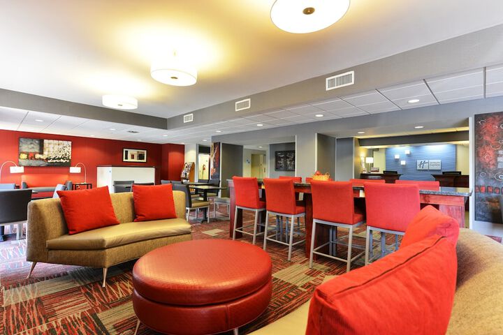 Hotel Interior 4 of 23