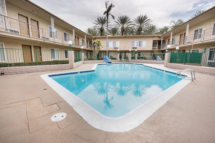 Pool 5 of 57