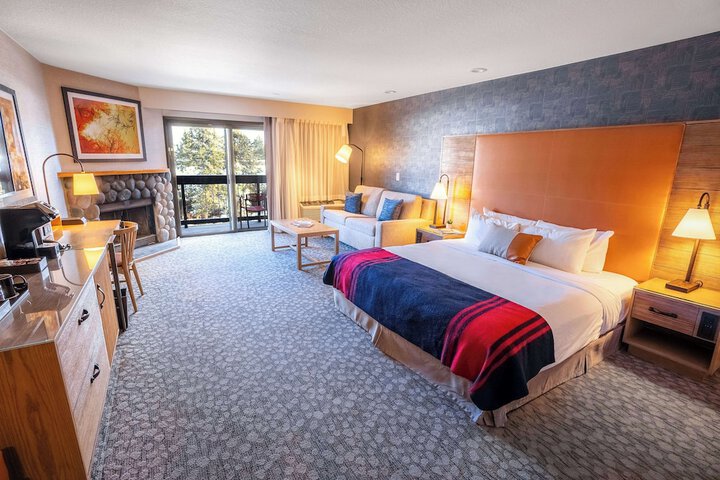 Riverhouse Lodge