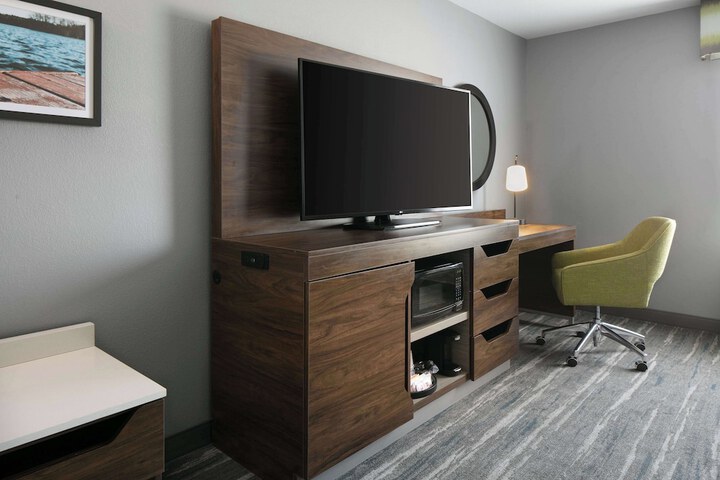 Room 25 of 44