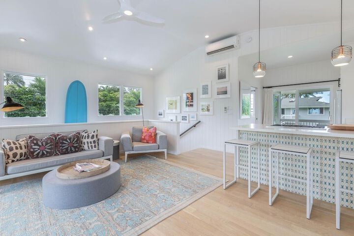 Hanalei Beachfront 2 Bedroom Home by RedAwning