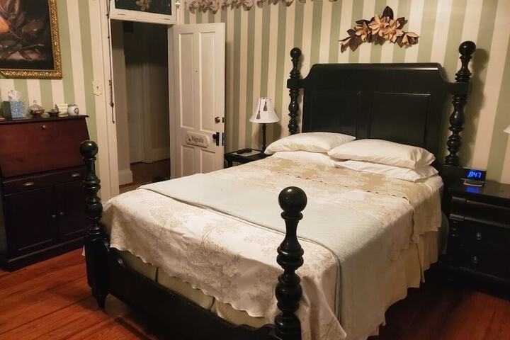 The Amberson House Bed & Breakfast