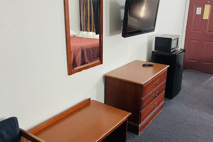 Room 13 of 14