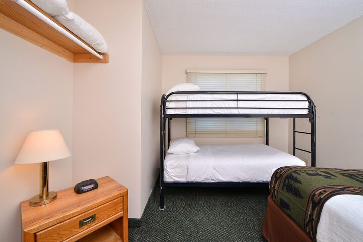 Room 21 of 43