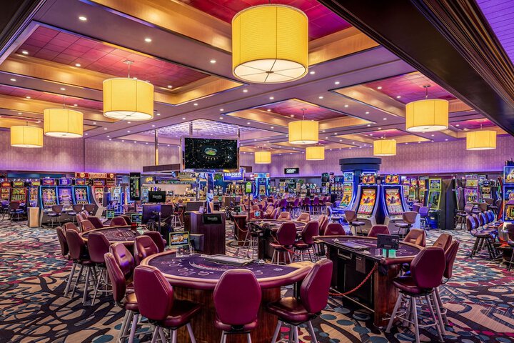 Harrahs Metropolis Hotel & Casino - a Caesars Rewards Destination