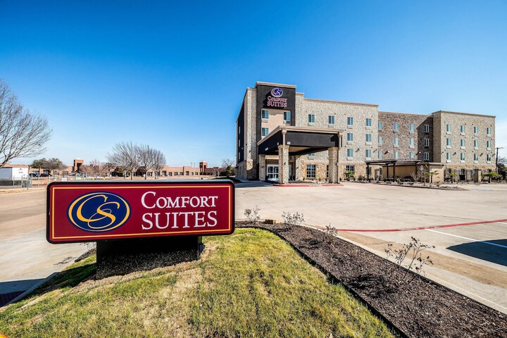 Hotel 2 of 43