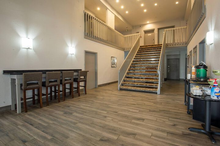 Quality Inn & Suites Portage Central