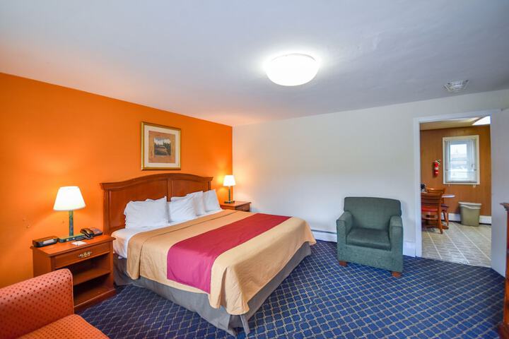 Room 14 of 22