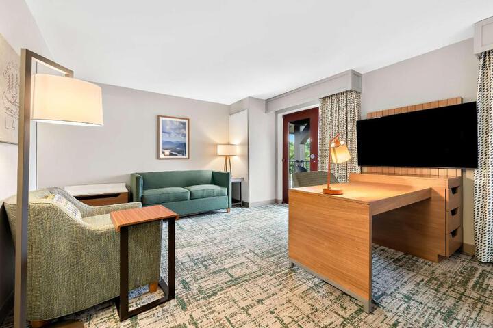Hampton Inn & Suites Lake Placid