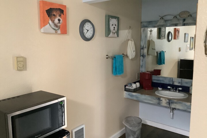 Room 126 of 200