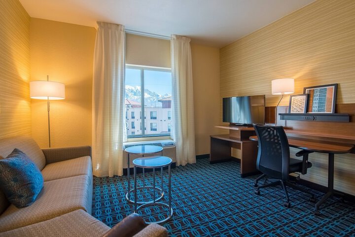 Room 21 of 33