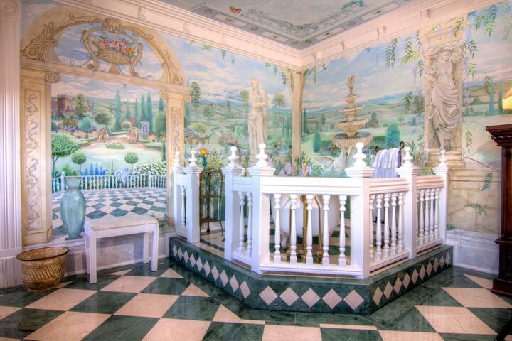 Gingerbread Mansion Inn