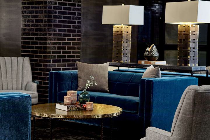 Cumberland House Knoxville Tapestry Collection by Hilton