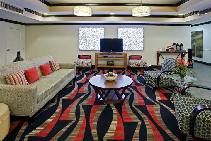 La Quinta Inn & Suites by Wyndham Conway