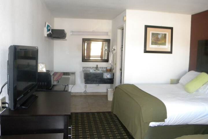 Room 18 of 32