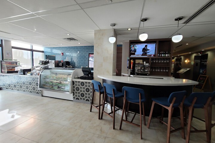 Hotel 7 of 37