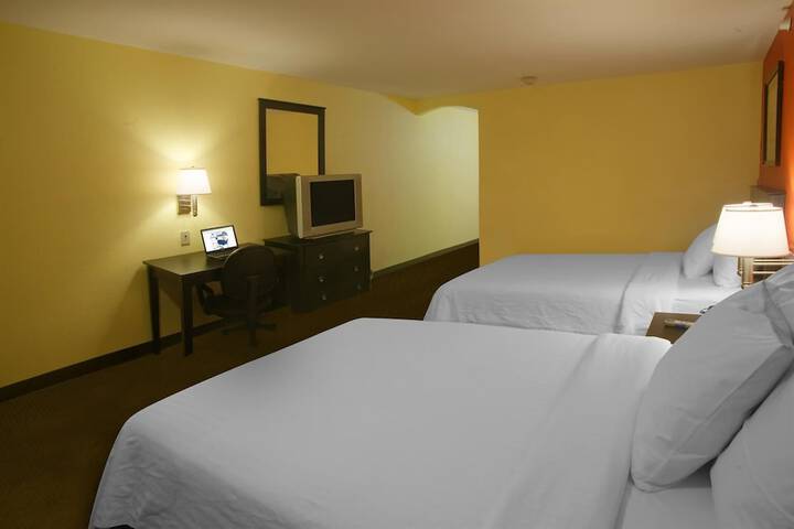 Room 8 of 14