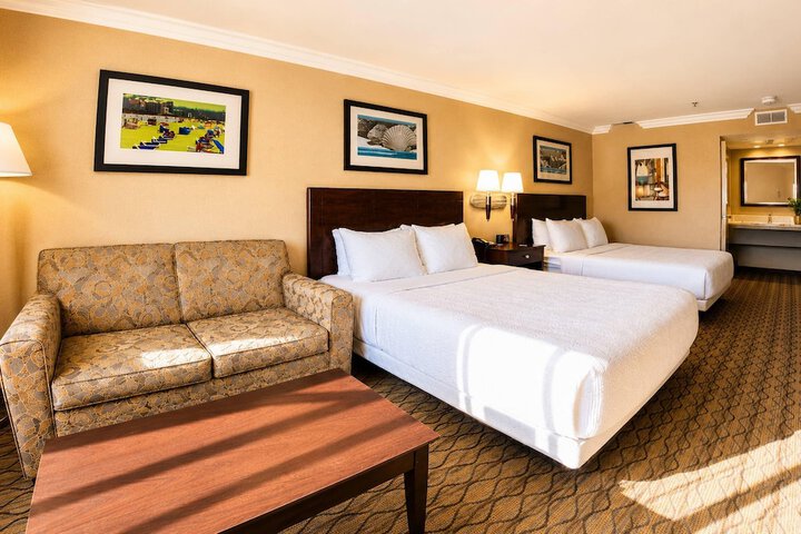 The Volare an Ascend Collection Hotel