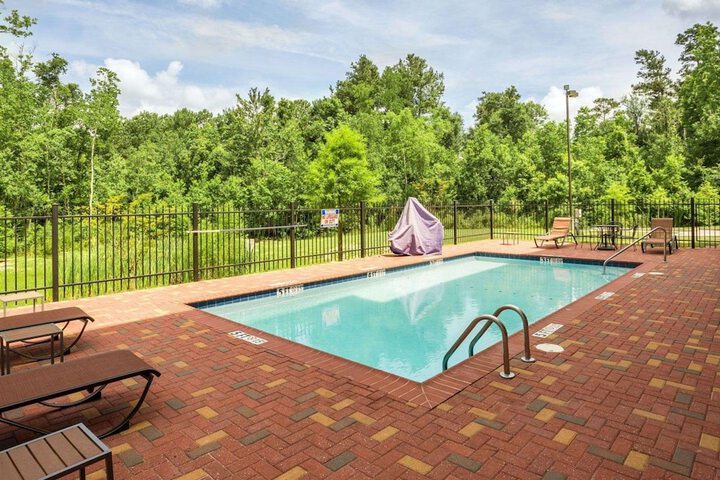 Comfort Suites Mandeville - Covington