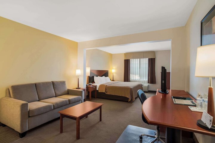Room 11 of 31