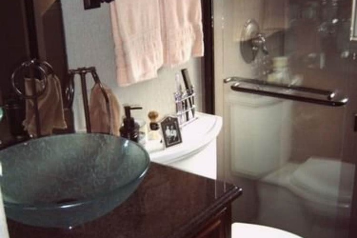 Room 15 of 32