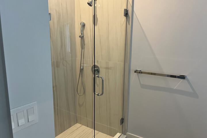 Room 100 of 109