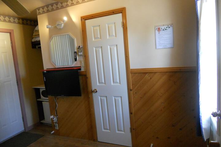 Room 17 of 48
