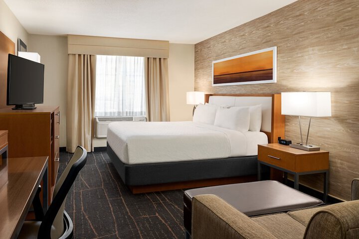 Holiday Inn Saratoga Springs by IHG