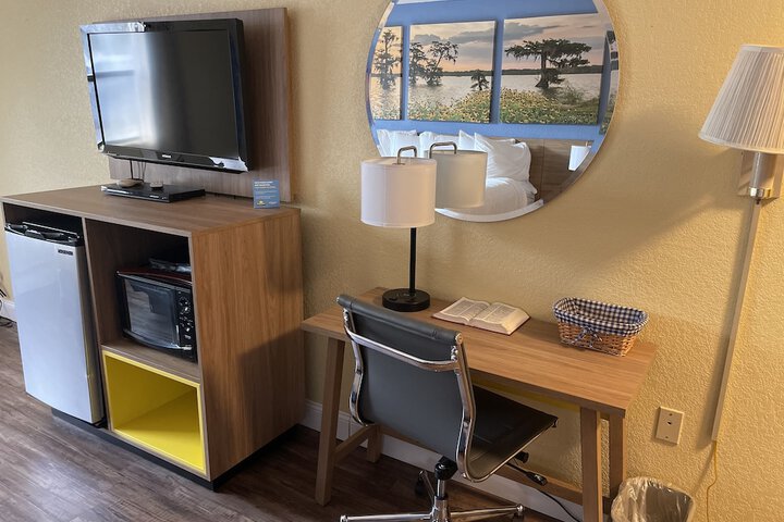 Room 21 of 31
