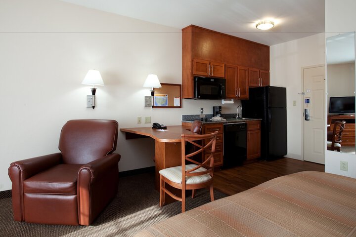 Room 34 of 47