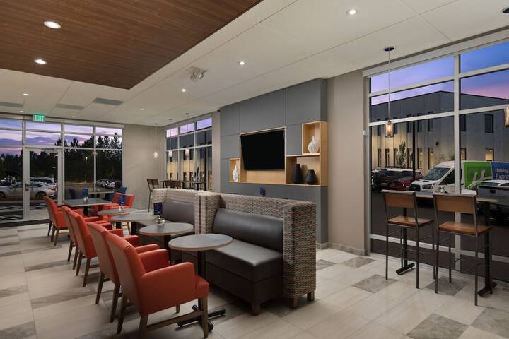 Hotel 3 of 34
