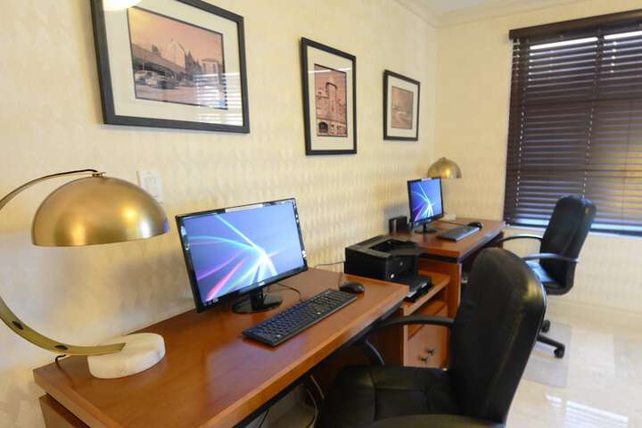 Business Center 34 of 34