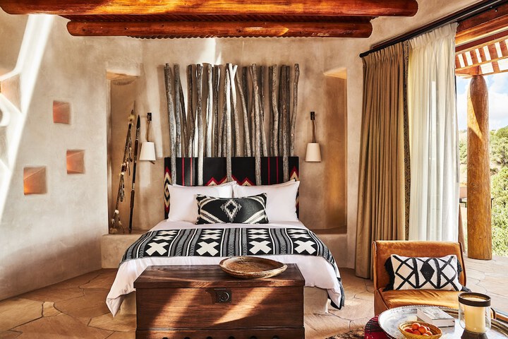 Bishops Lodge Auberge Collection